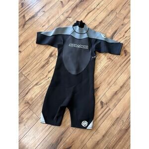 NWT Seadoo mens small wetsuit shorties